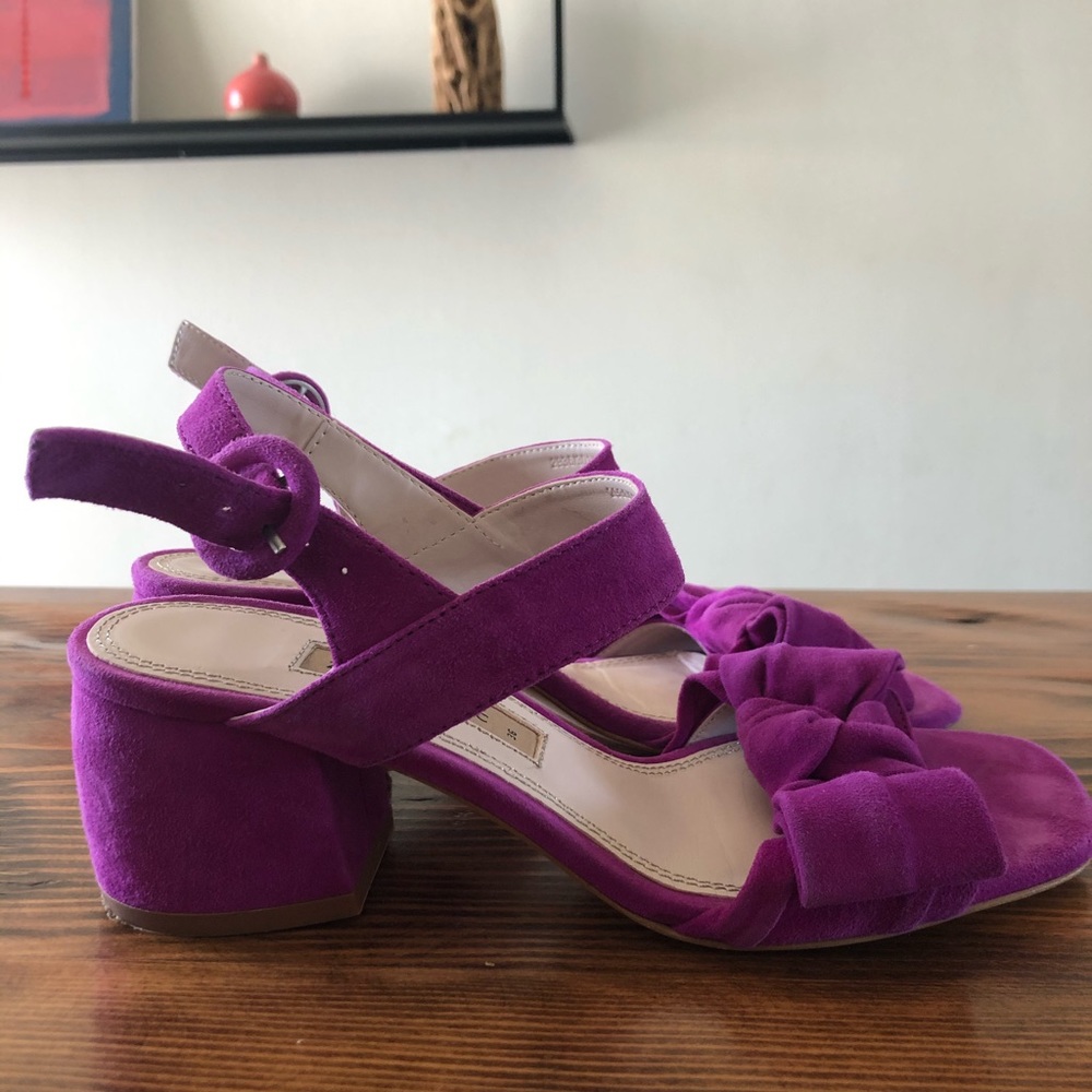 Zara Basic High Heel Sandals w/Bow Detail